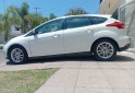 Autos - Ford Focus cuero automtico 2019 Nafta 67000Km - En Venta