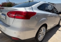 Autos - Ford Focus se plus 2019 Nafta 120000Km - En Venta