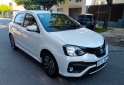 Autos - Toyota etios xls 2022 Nafta 53000Km - En Venta