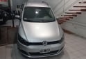 Autos - Volkswagen SURAN 1.6 COMFORTLINE 2015 Nafta 115000Km - En Venta