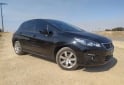 Autos - Peugeot 308 Allure 2015 Nafta 131000Km - En Venta