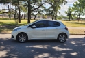 Autos - Peugeot 208 2017 Nafta 64000Km - En Venta