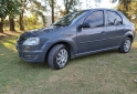 Autos - Renault Logan 2013 GNC 187000Km - En Venta