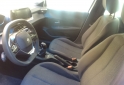 Autos - Peugeot 208 2021 Nafta 9800Km - En Venta