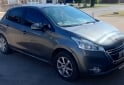 Autos - Peugeot 208 2015 Nafta 75000Km - En Venta