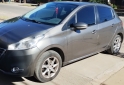 Autos - Peugeot 208 2015 Nafta 75000Km - En Venta