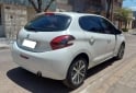 Autos - Peugeot 208 2019 Nafta 69900Km - En Venta