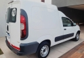 Utilitarios - Fiat Fiorino 2017 Nafta 100000Km - En Venta