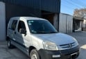 Utilitarios - Peugeot Partner 2012 Diesel 215000Km - En Venta