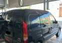 Utilitarios - Renault Kangoo 2011 GNC 220000Km - En Venta