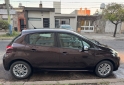 Autos - Peugeot 208 2017 Nafta 57200Km - En Venta