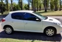 Autos - Peugeot 207 2014 Nafta 86700Km - En Venta