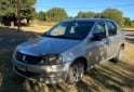 Autos - Renault Logan 2012 Nafta 300000Km - En Venta