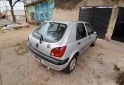 Autos - Ford Fiesta 2000 Diesel 306000Km - En Venta