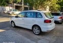 Autos - Volkswagen Suran 2017 Nafta 90000Km - En Venta