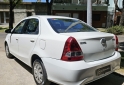 Autos - Toyota Etios Xs Sedan 2018 Nafta 118000Km - En Venta