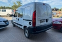 Utilitarios - Renault Kangoo Confort 1.6 2015 Nafta 200000Km - En Venta