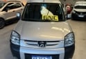 Utilitarios - Peugeot Partner Patagonica VTC PL 2016 GNC 200000Km - En Venta