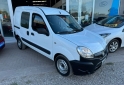 Utilitarios - Renault Kangoo Confort 1.6 2015 Nafta 200000Km - En Venta