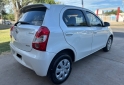 Autos - Toyota Etios 1.5 X 5MT 2015 Nafta 127000Km - En Venta