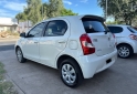 Autos - Toyota Etios 1.5 X 5MT 2015 Nafta 127000Km - En Venta