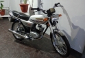 Motos - Suzuki Ax 100 2022 Nafta 11200Km - En Venta