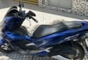 Motos - Honda PCX 2022 Nafta 11800Km - En Venta