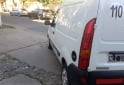 Utilitarios - Renault Kangoo confort 1.6 furgon 2013 Nafta 130000Km - En Venta