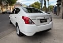 Autos - Nissan Versa 2019 GNC 130000Km - En Venta