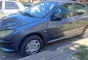 Autos - Peugeot 206 2006 Nafta 250000Km - En Venta