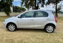 Autos - Toyota ETIOS XLS MANUAL 2017 Nafta 108000Km - En Venta