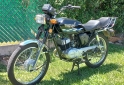 Motos - Suzuki Ax 100 2022 Nafta 10000Km - En Venta